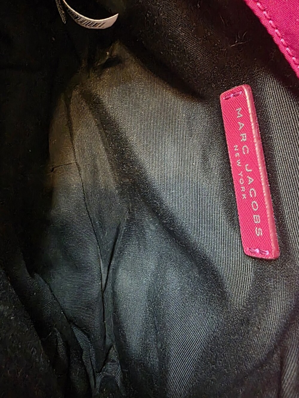 Marc Jacobs "Zip That" Nylon Messenger Bag In Hot Pink - Picture 6 of 8
